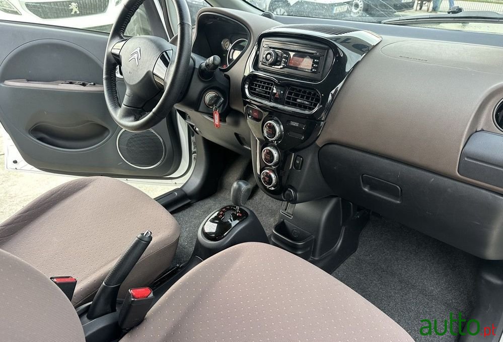 2018' Citroen C-Zero Seduction photo #4