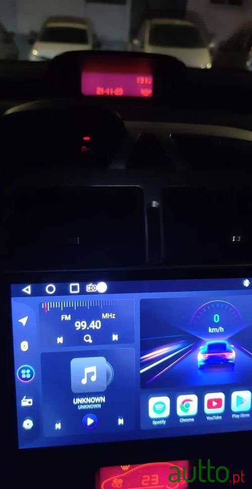 2004' Peugeot 307 Break photo #5