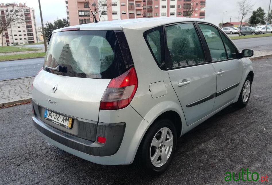 2004' Renault Scenic photo #2