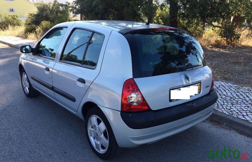 2003' Renault Clio S 1.2 16V photo #1