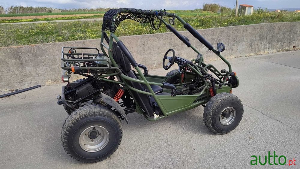 2005' Buick Encore photo #2