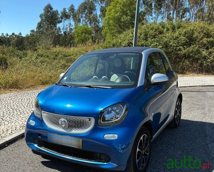 2015' Smart Fortwo 0.9 Passion 90 photo #1
