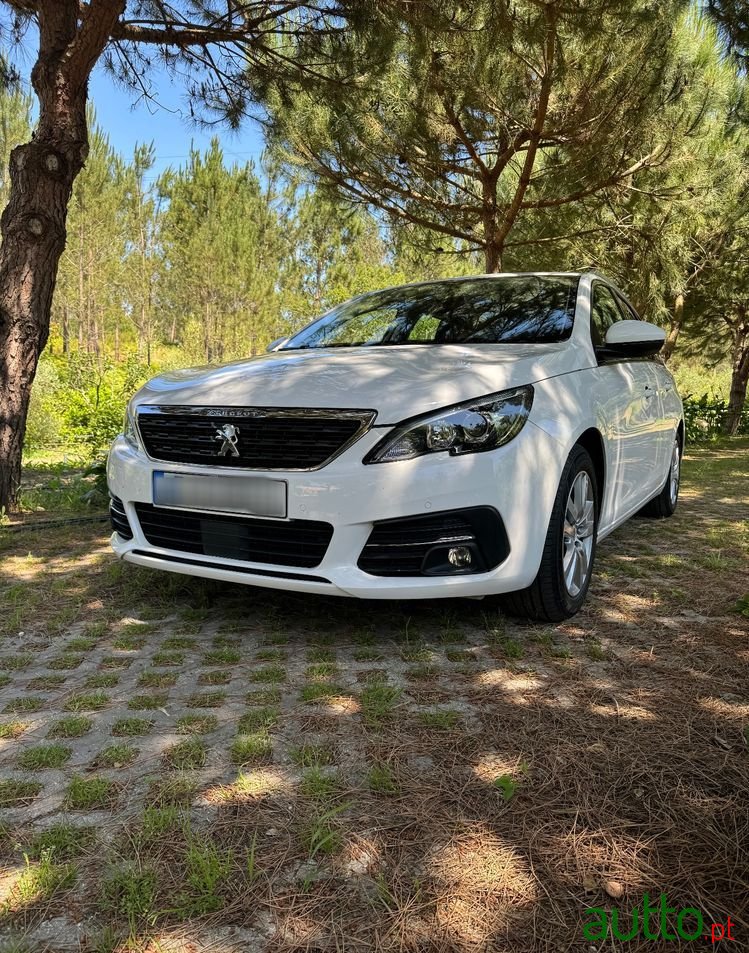 2019' Peugeot 308 Sw photo #2