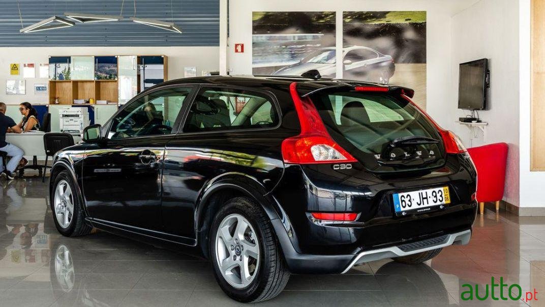2010' Volvo C30 photo #2