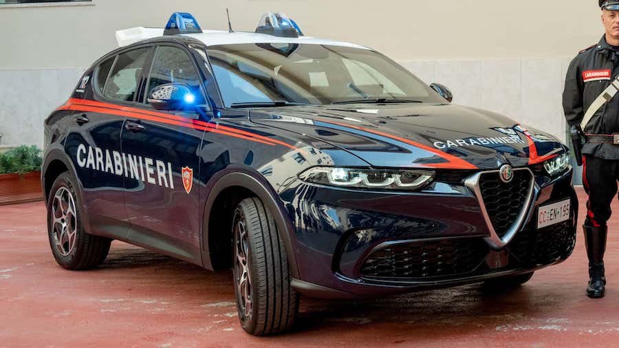 Alfa Romeo Tonale Hybrid With Partial Armor Joins Italy’s Police Force