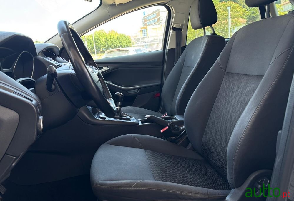 2016' Ford Focus Sw photo #6