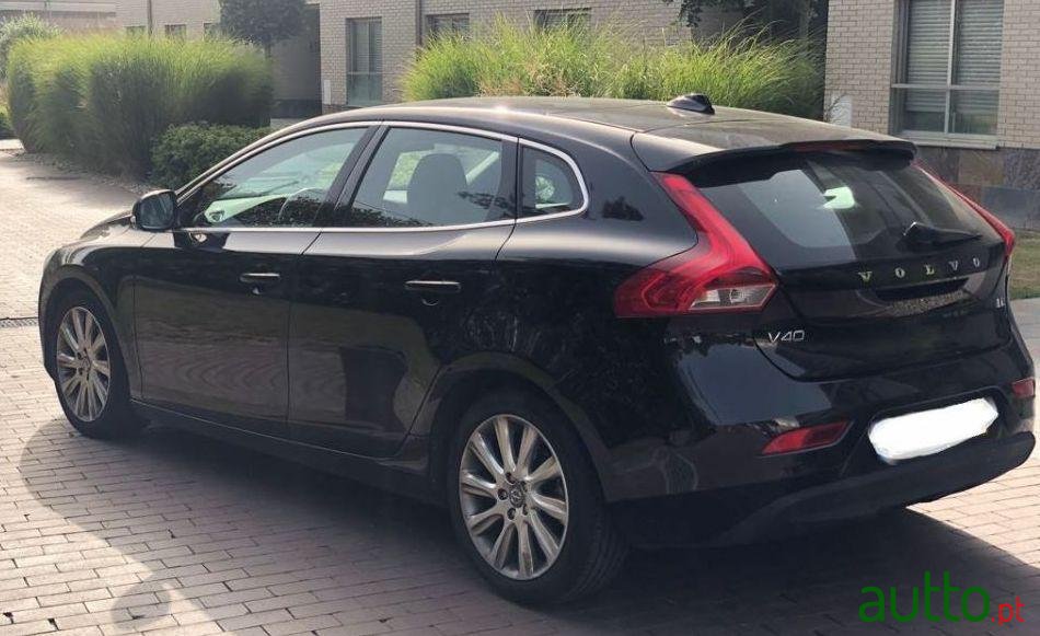 2013' Volvo V40 D2 photo #1