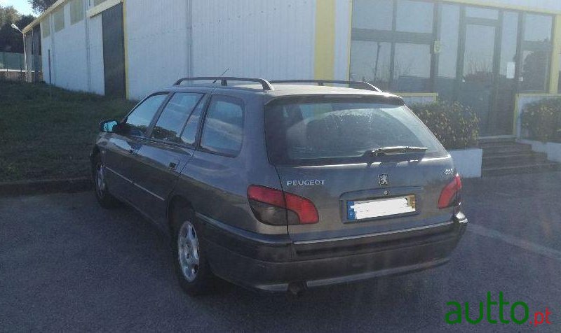 1999' Peugeot 406 Sw photo #2