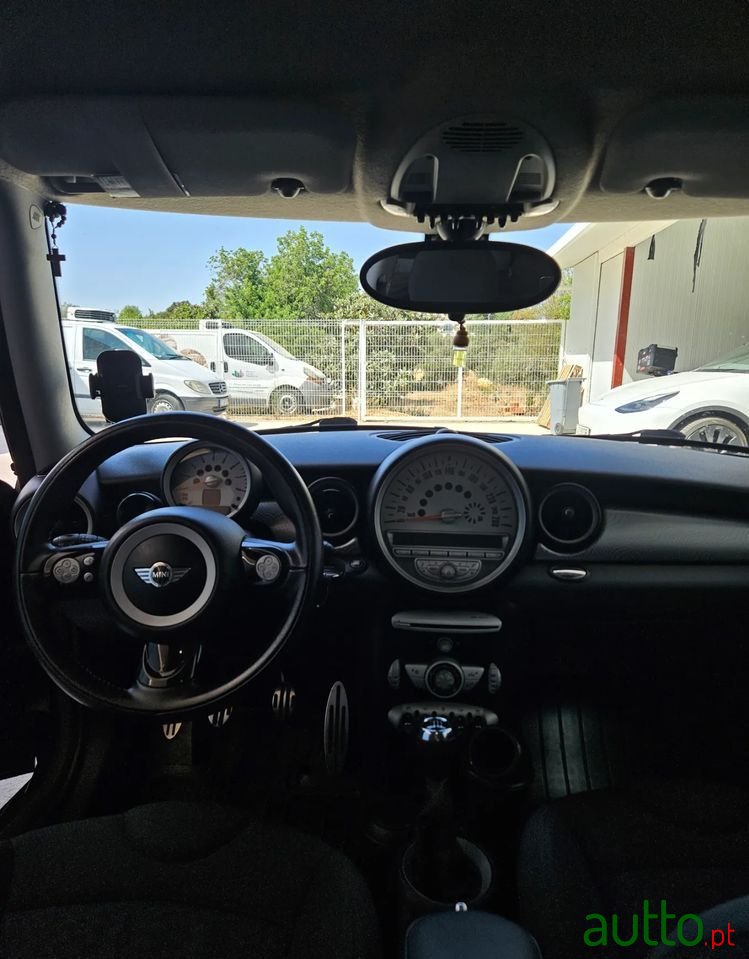2010' MINI Cooper S 3 Portas photo #5