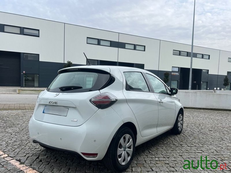 2021' Renault Zoe photo #3