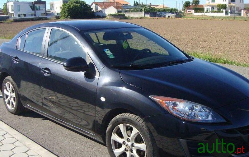 2009' Mazda 3 Mz-Cd photo #3