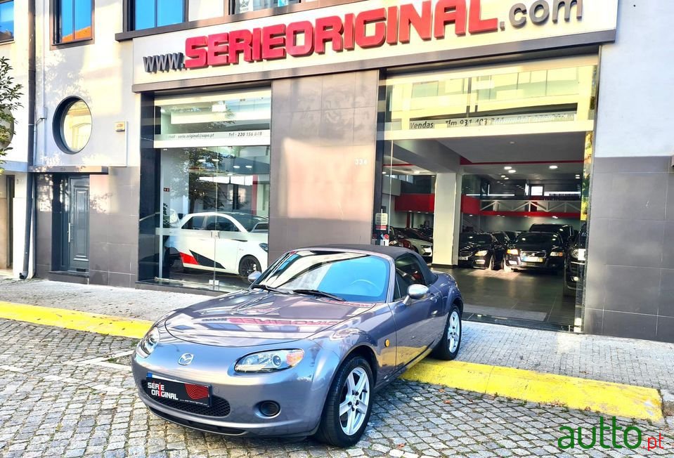 2006' Mazda MX-5 photo #4