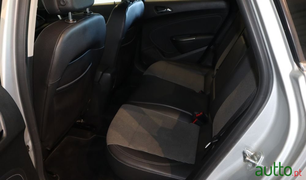 2014' Opel Astra Sports Tourer photo #5