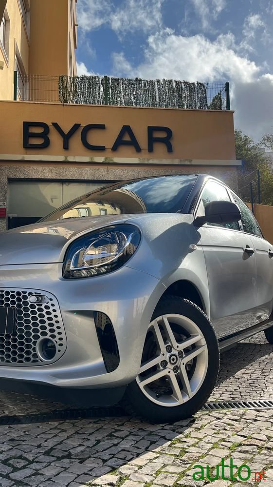 2021' Smart Forfour Electric Drive Passion photo #3