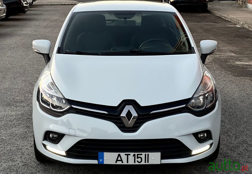 2017' Renault Clio photo #2