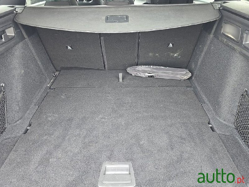 2024' Peugeot 308 Sw photo #6