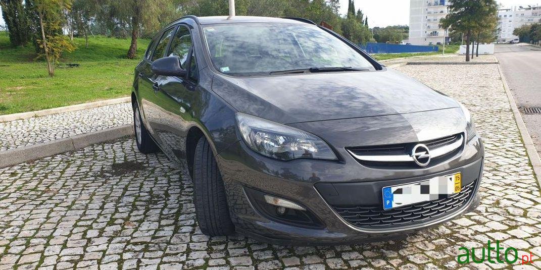2015' Opel Astra Sports Tourer photo #4