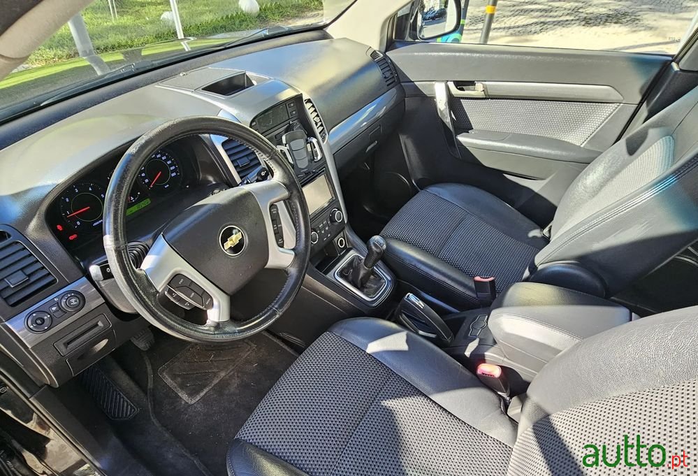 2010' Chevrolet Captiva photo #5