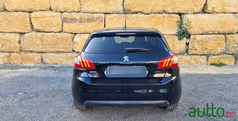 2017' Peugeot 308 photo #5