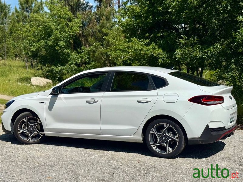 2021' Hyundai i30 photo #3