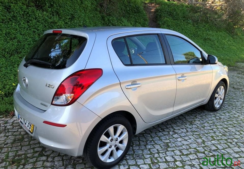 2013' Hyundai i20 photo #4
