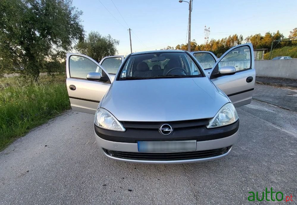 2002' Opel Corsa 1.2 16V Confort photo #3