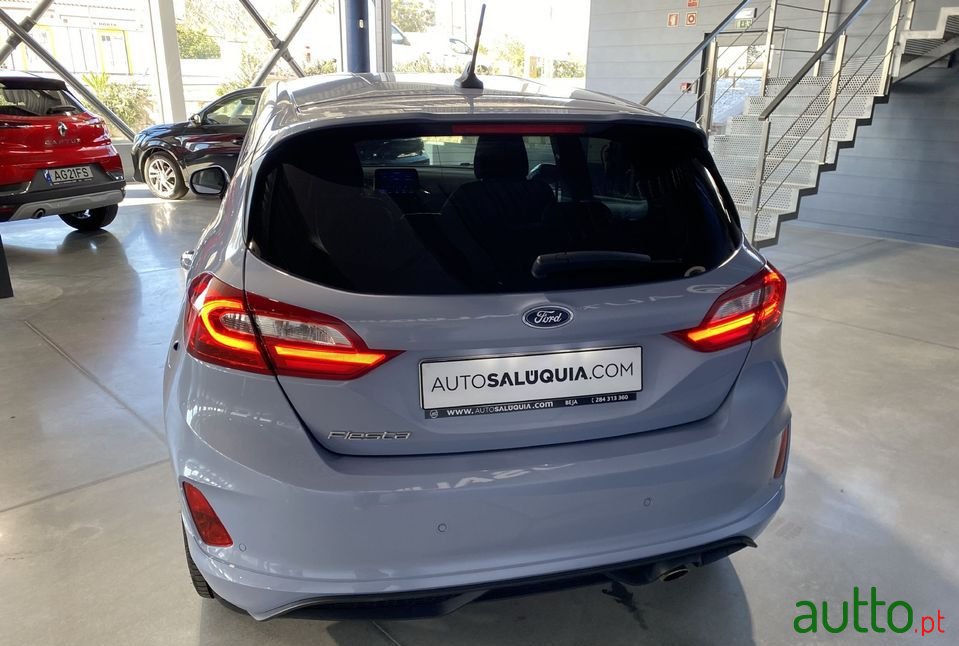 2021' Ford Fiesta photo #4