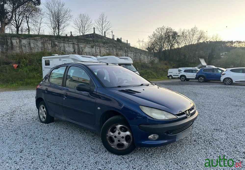 2002' Peugeot 206 photo #1
