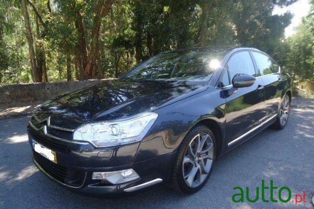 2010' Citroen C5 Exclusive photo #2