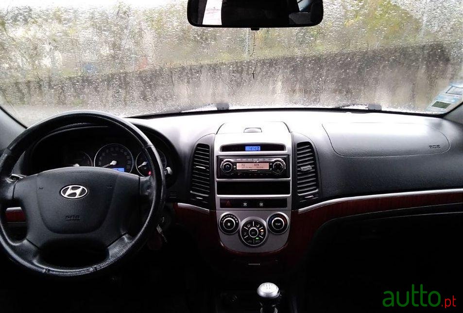 2008' Hyundai Santa Fe photo #1