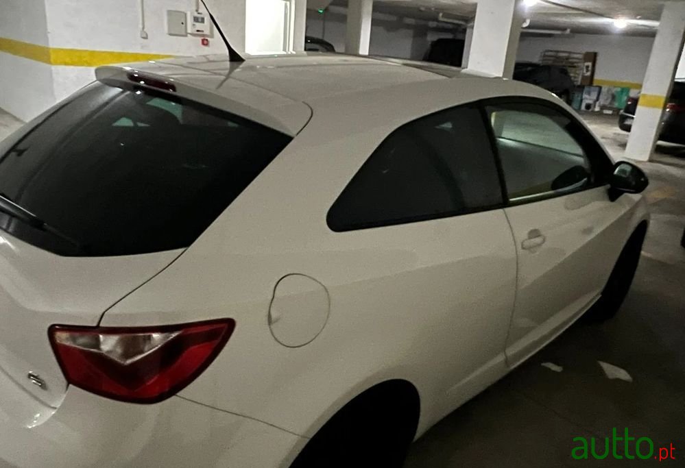 2015' SEAT Ibiza photo #4