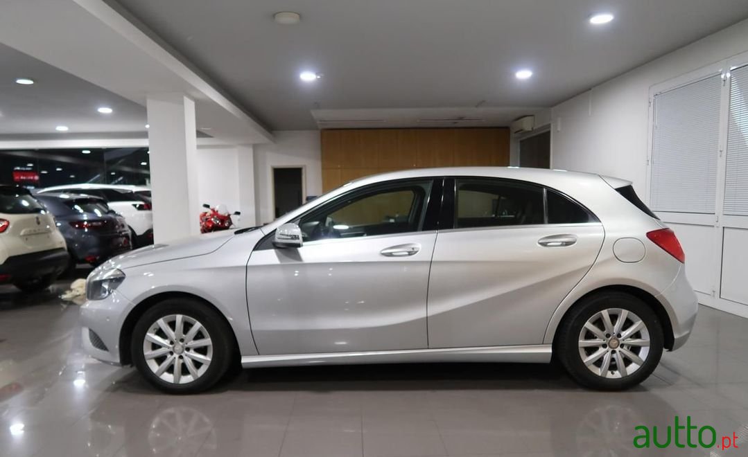 2015' Mercedes-Benz A-160 photo #4