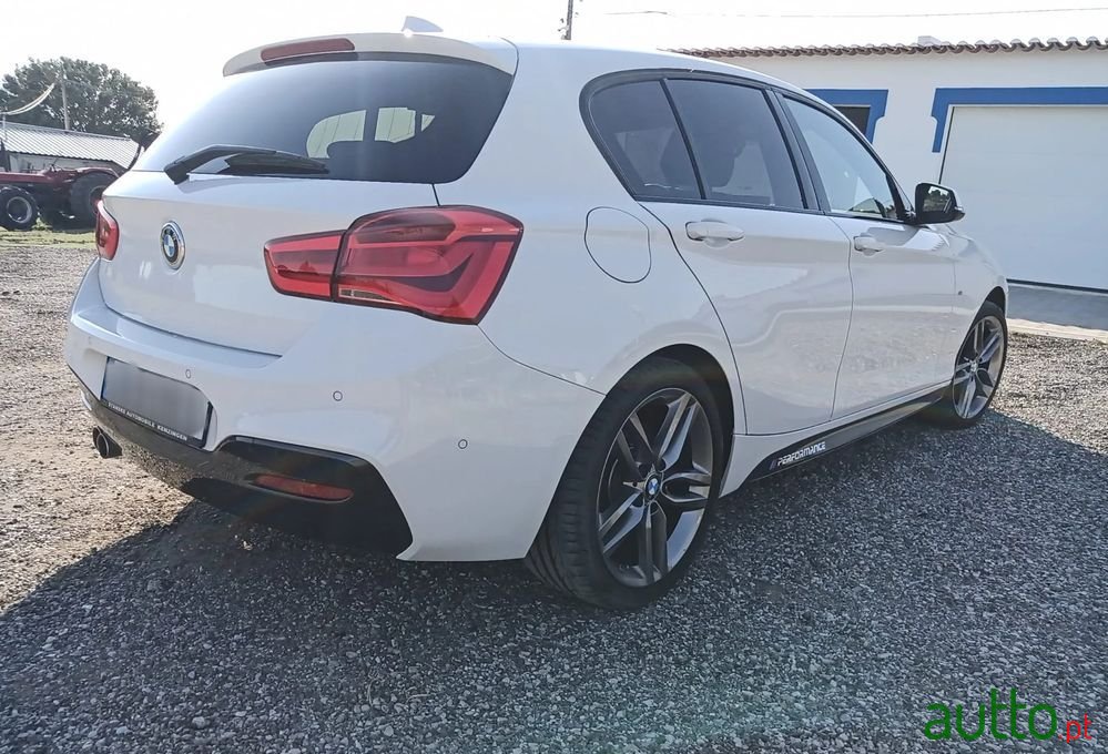 2017' BMW 120 D Xdrive Pack M photo #3