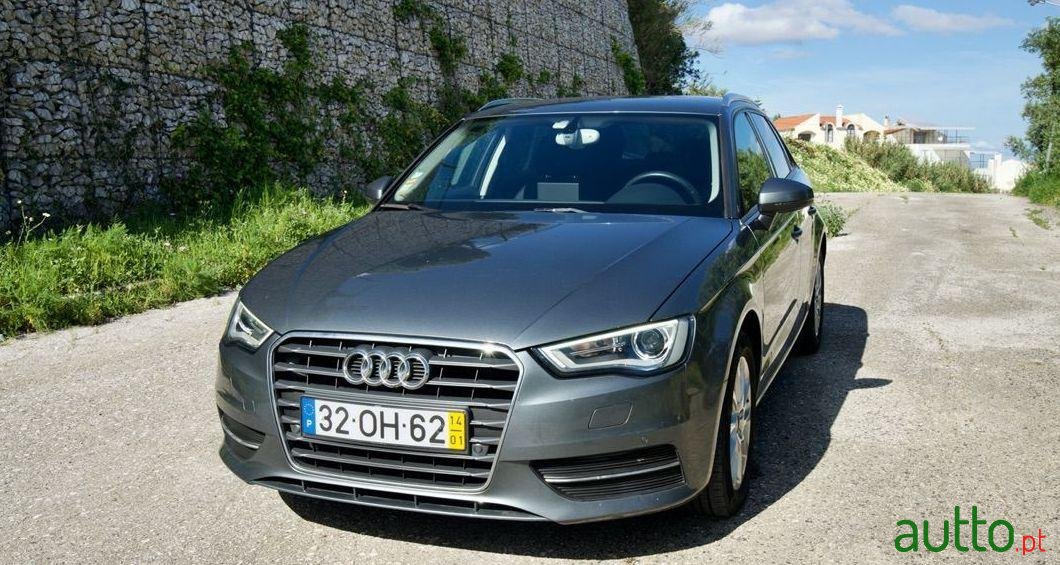 2014' Audi A3 Sportback photo #2