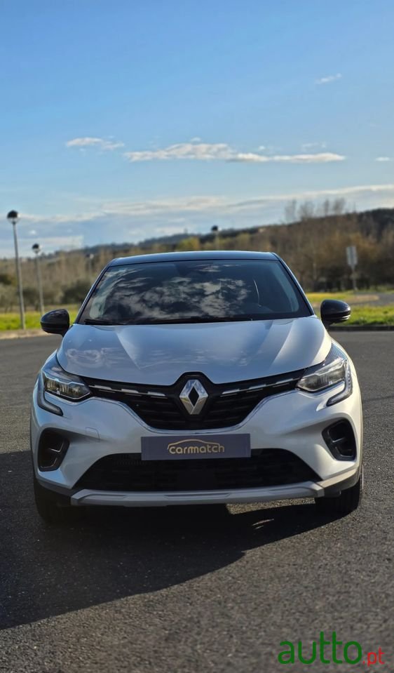 2021' Renault Captur Tce 90 Intens photo #2