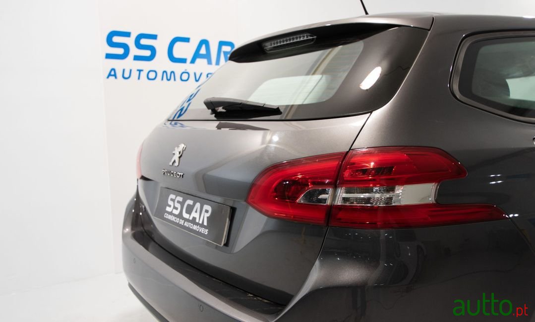 2017' Peugeot 308 Sw photo #4