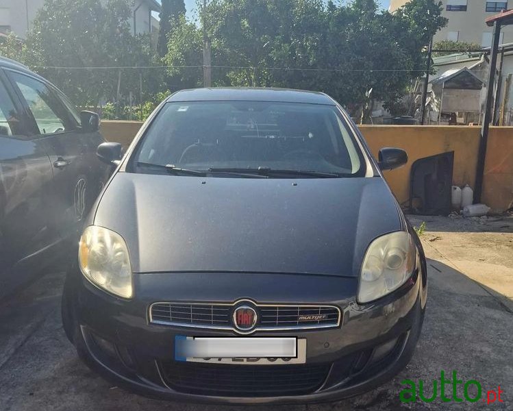 2010' Fiat Bravo 1.6 M-Jet Sport photo #4