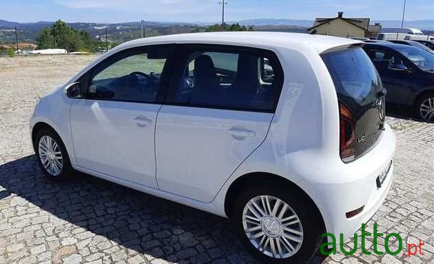 2020' Volkswagen Up photo #5