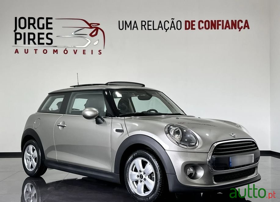 2018' MINI One photo #2
