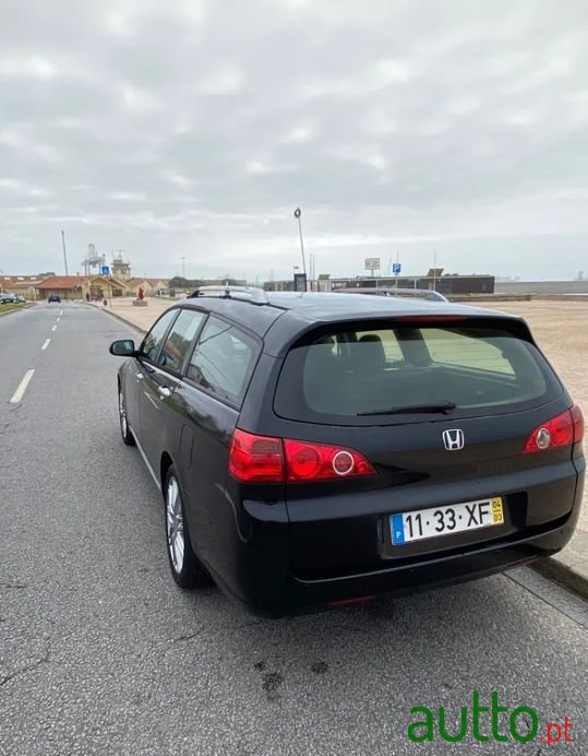 2004' Honda Accord Tourer photo #2