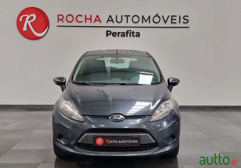 2009' Ford Fiesta photo #2