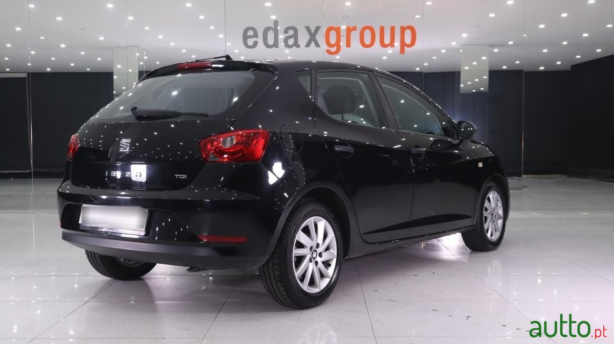 2016' SEAT Ibiza photo #2