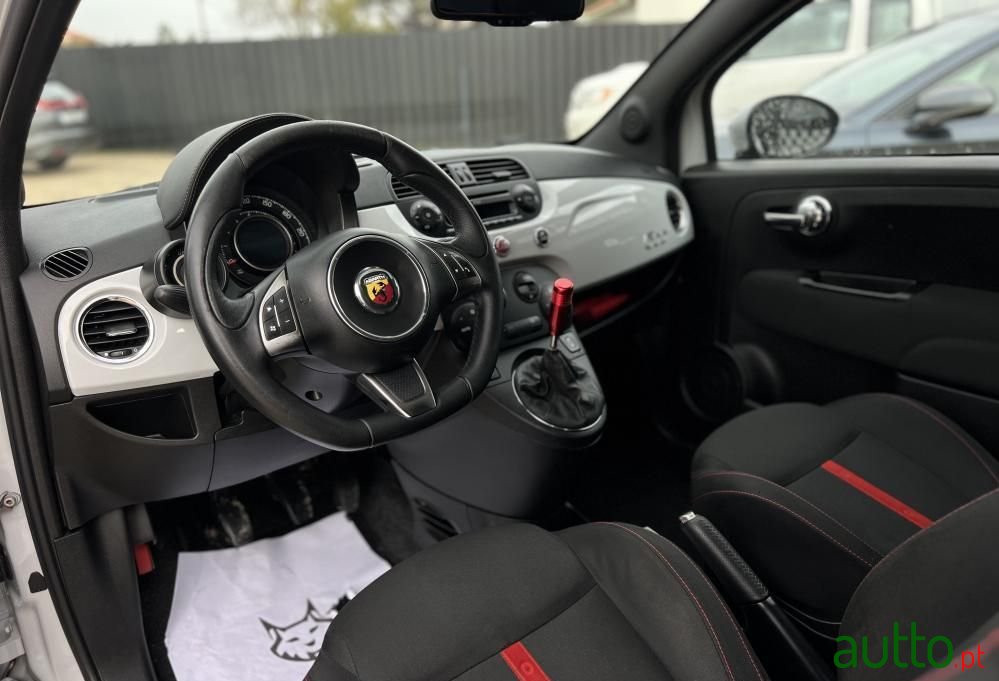 2012' Fiat 500 Abarth photo #3