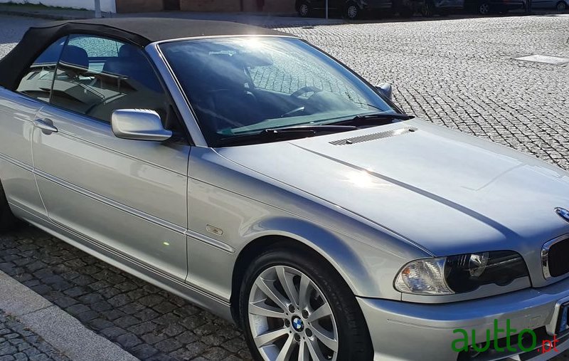 2002' BMW 318 Ci Cabrio photo #4