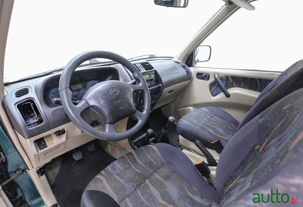 2000' Nissan Terrano photo #6