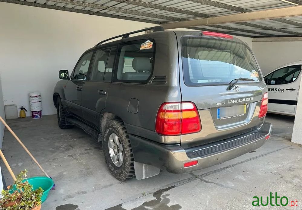 2000' Toyota Land Cruiser Sw 4.2 Tdi photo #2