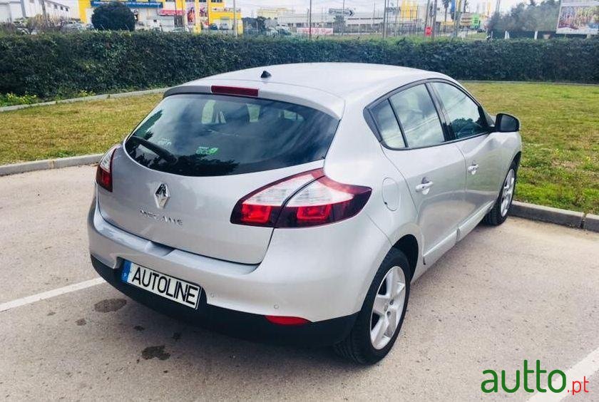2014' Renault Megane 1.5 Dci Dyn.S Edc photo #1