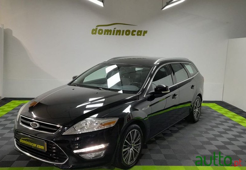 2014' Ford Mondeo Sw photo #1