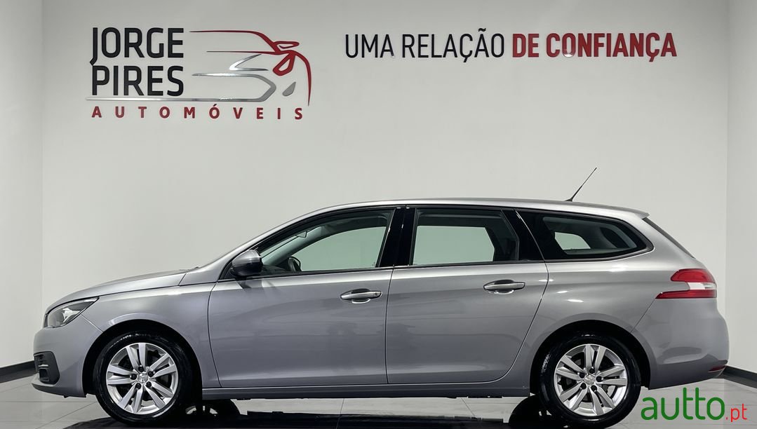 2017' Peugeot 308 Sw photo #4