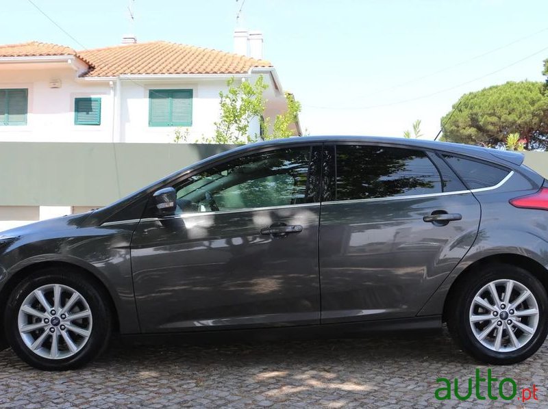 2015' Ford Focus 1.0 Scti Titanium photo #4